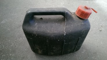 Mobiler Benzin Kanister (gebraucht, Nr.2)