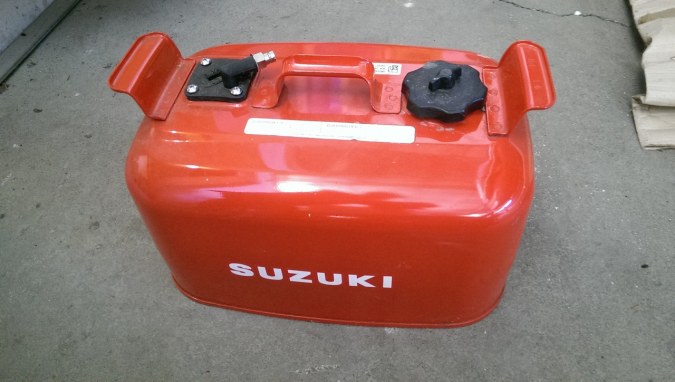 Suzuki Benzin Tank (gebraucht)